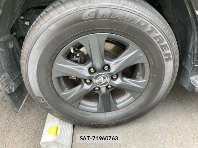 Lexus LX 2023-01 7877383-4