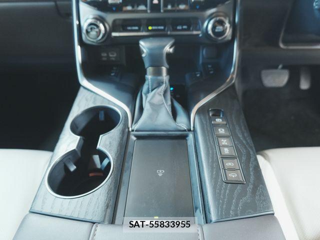 Lexus LX 2023-08 7902861-14
