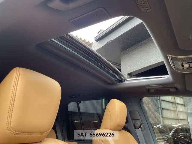 Lexus LX 2022-07 7962415-11
