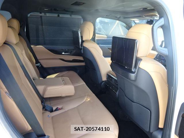 Lexus LX 2022-03 8074350-10