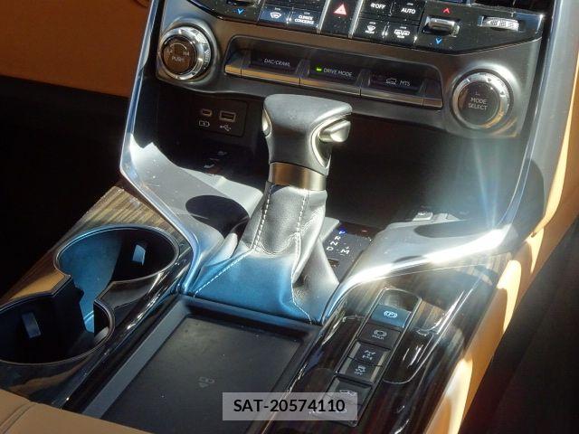 Lexus LX 2022-03 8074350-16