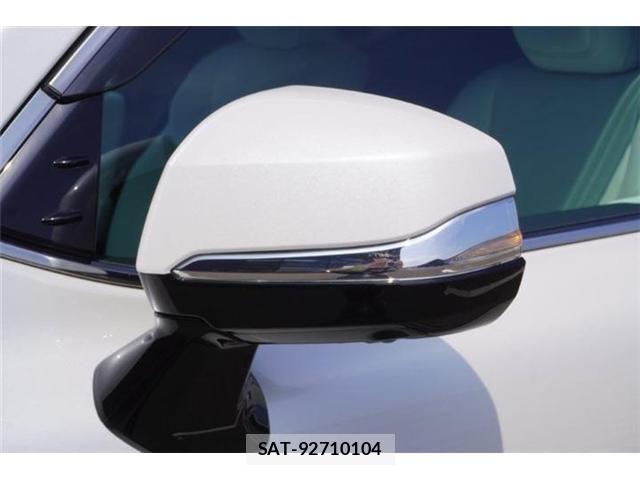 Lexus LX 2023-07 8131019-12