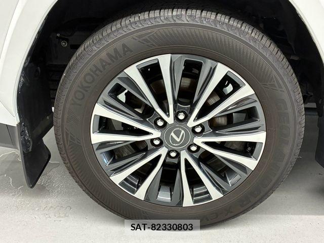 Lexus LX 2025-07 8208398-10