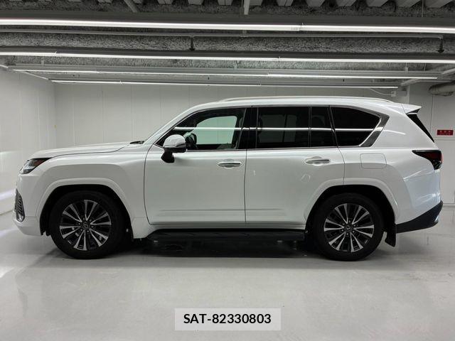 Lexus LX 2025-07 8208398-14