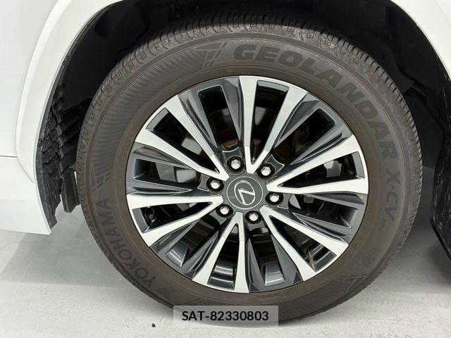 Lexus LX 2025-07 8208398-15