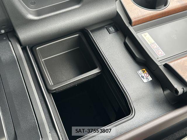 Lexus LX 2026-01 8208396-10