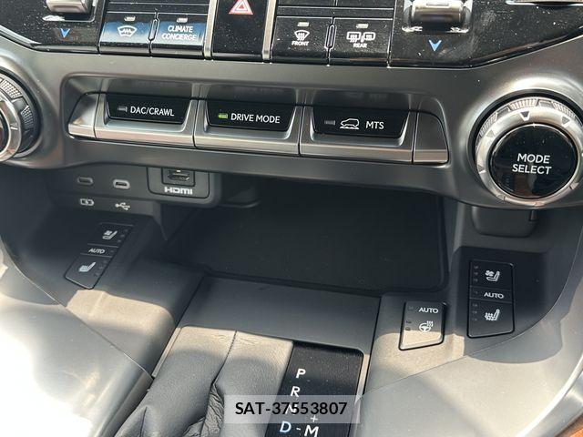 Lexus LX 2026-01 8208396-14