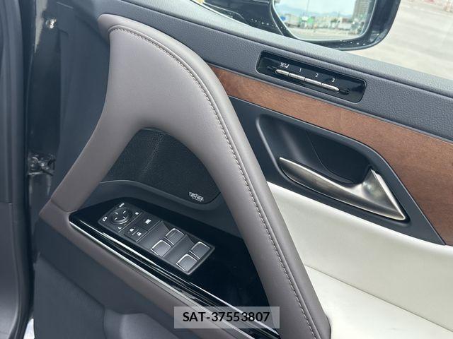 Lexus LX 2026-01 8208396-16
