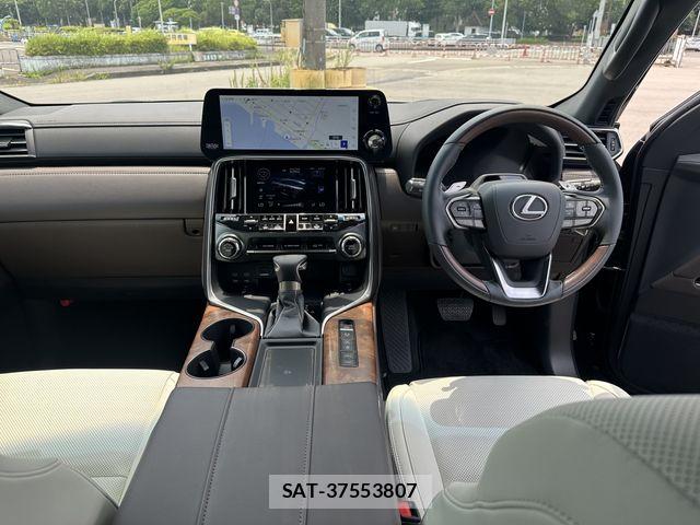 Lexus LX 2026-01 8208396-1