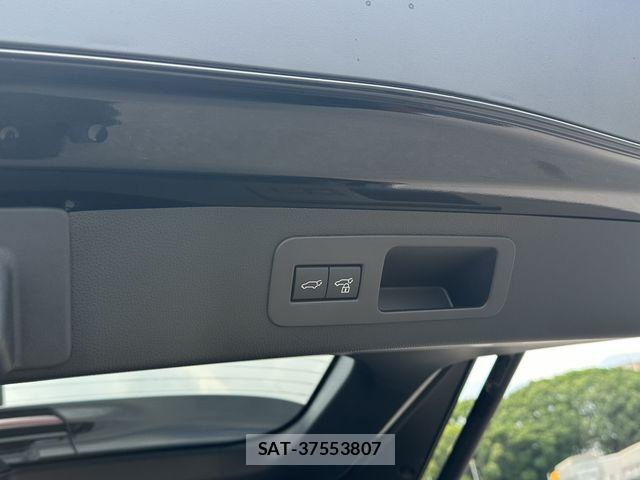 Lexus LX 2026-01 8208396-22