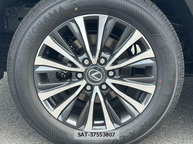 Lexus LX 2026-01 8208396-23