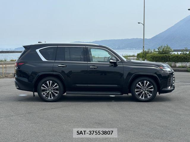 Lexus LX 2026-01 8208396-25