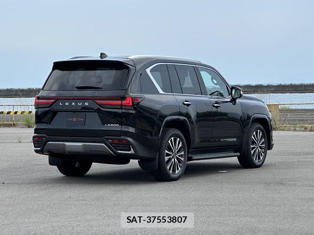 Lexus LX 2026-01 8208396-2