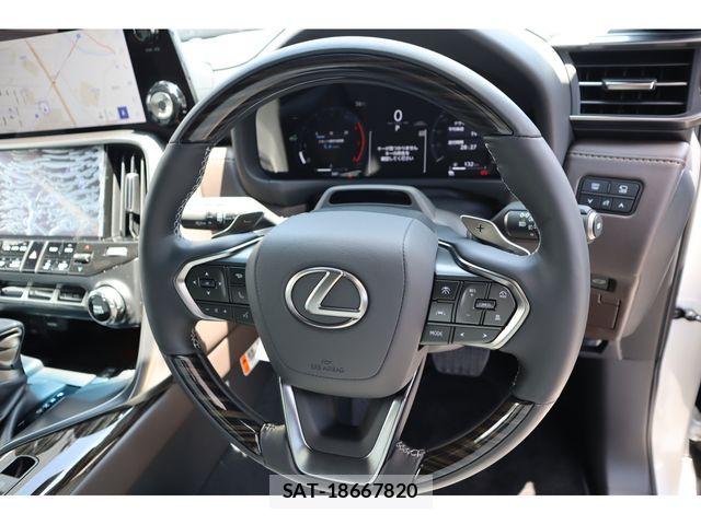 Lexus LX 2025-10 8230627-12
