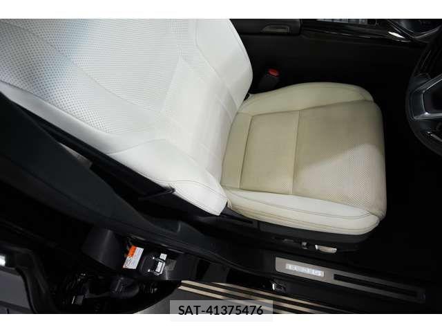 Lexus LX 2024-07 8230628-6