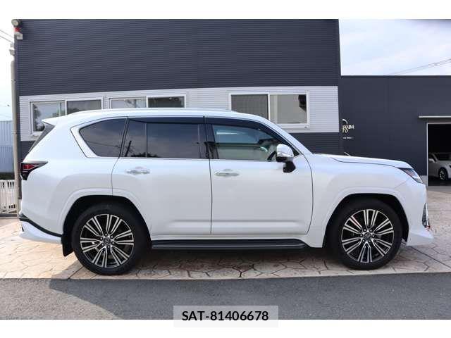 Lexus LX 2025-07 8336574-3