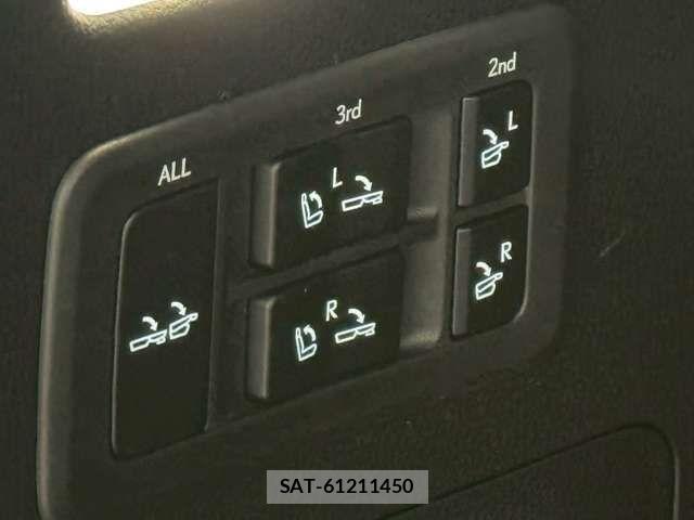 Lexus LX 2025-09 8562452-9