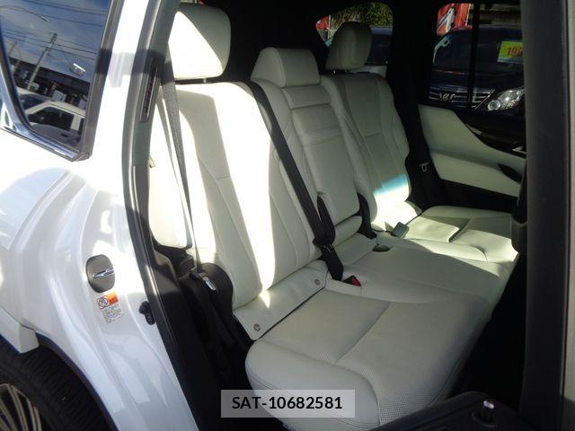 Lexus LX 2023-08 8743453-17