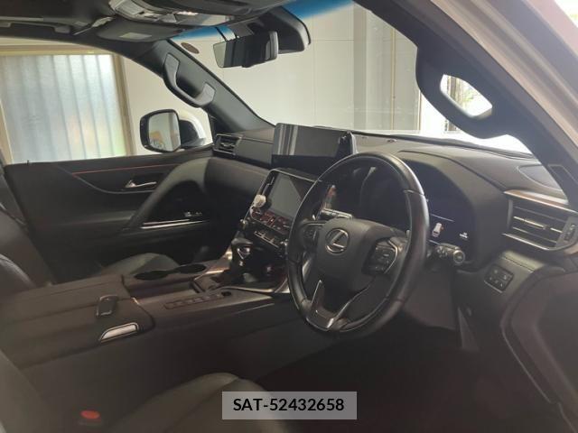 Lexus LX 2023-09 8780858-10
