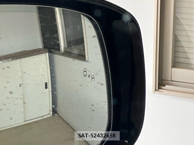 Lexus LX 2023-09 8780858-25