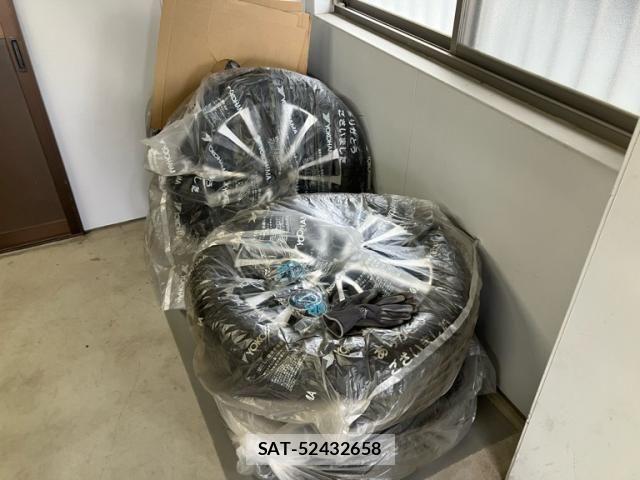 Lexus LX 2023-09 8780858-28