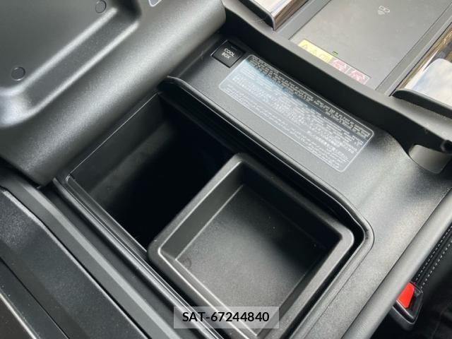 Lexus LX 2023-09 8829967-23