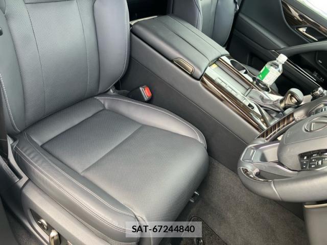 Lexus LX 2023-09 8829967-25