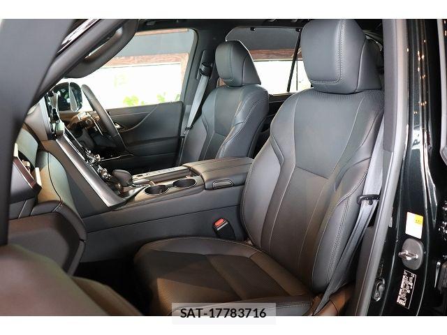 Lexus LX 2025-07 7877385-12