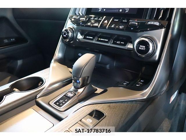 Lexus LX 2025-07 7877385-20