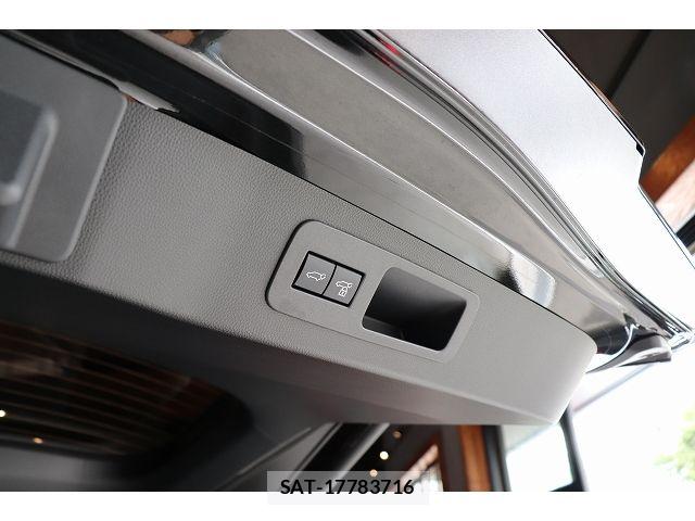 Lexus LX 2025-07 7877385-28