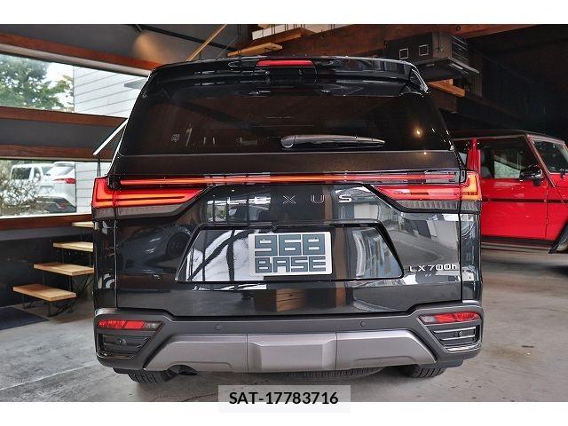 Lexus LX 2025-07 7877385-4