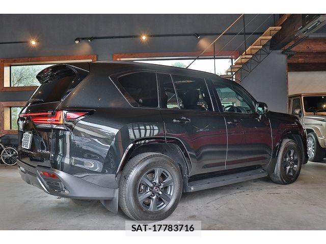 Lexus LX 2025-07 7877385-5