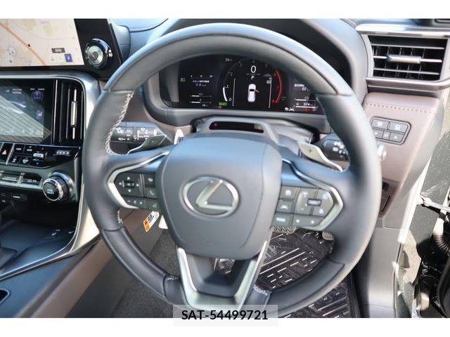 Lexus LX 2026-07 8366748-12
