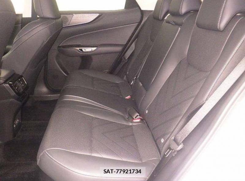Lexus NX 2023-11 7583922-2