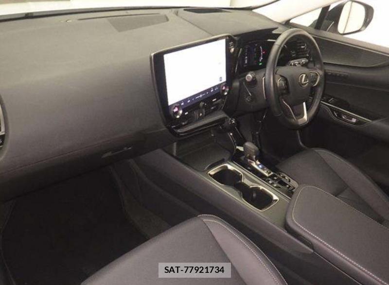 Lexus NX 2023-11 7583922-3