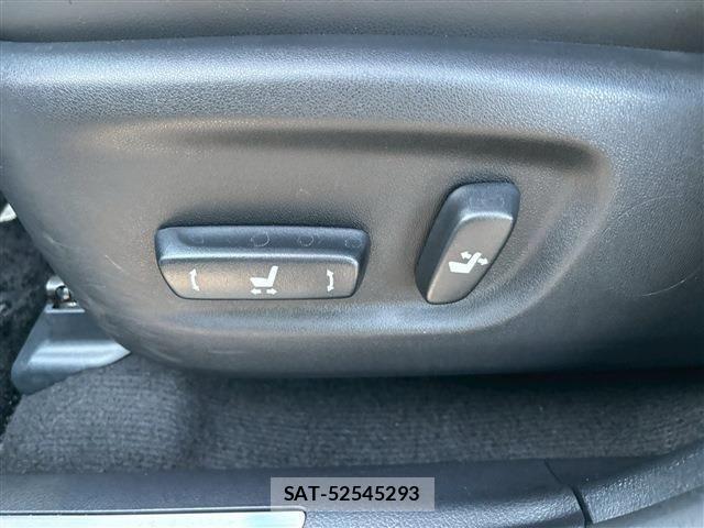 Lexus NX 2016-07 1302649-17