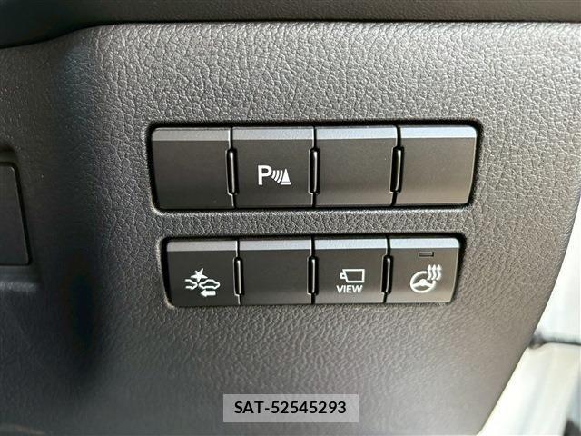 Lexus NX 2016-07 1302649-18