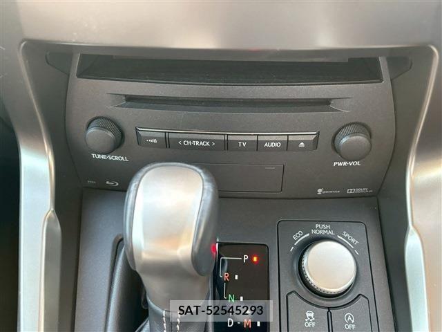 Lexus NX 2016-07 1302649-29