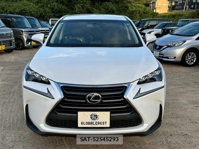 Lexus NX 2016-07 1302649-7