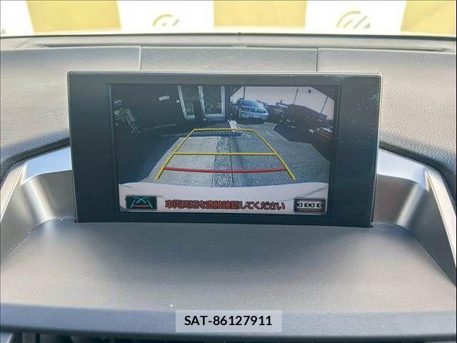 Lexus NX 2016-04 3674706-21