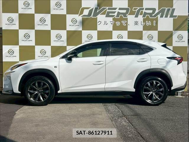 Lexus NX 2016-04 3674706-5