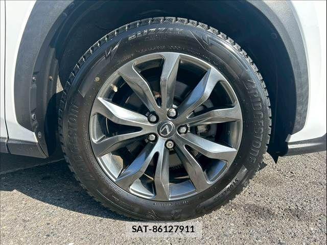 Lexus NX 2016-04 3674706-8