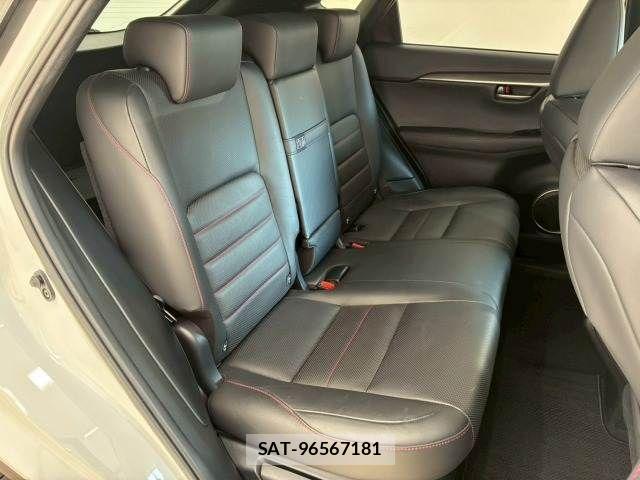 Lexus NX 2016-11 3907163-11