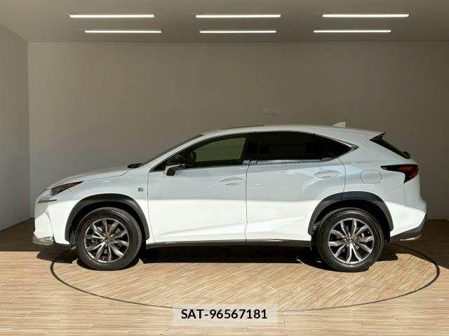Lexus NX 2016-11 3907163-15