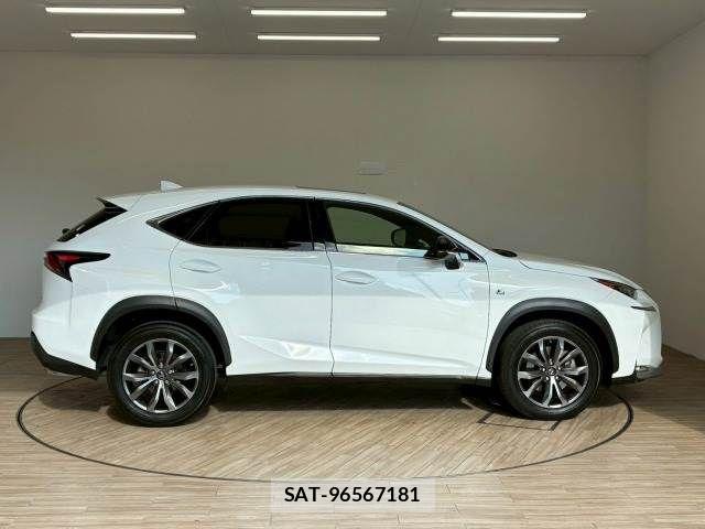 Lexus NX 2016-11 3907163-16