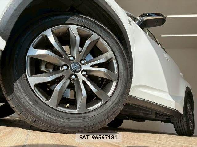 Lexus NX 2016-11 3907163-18