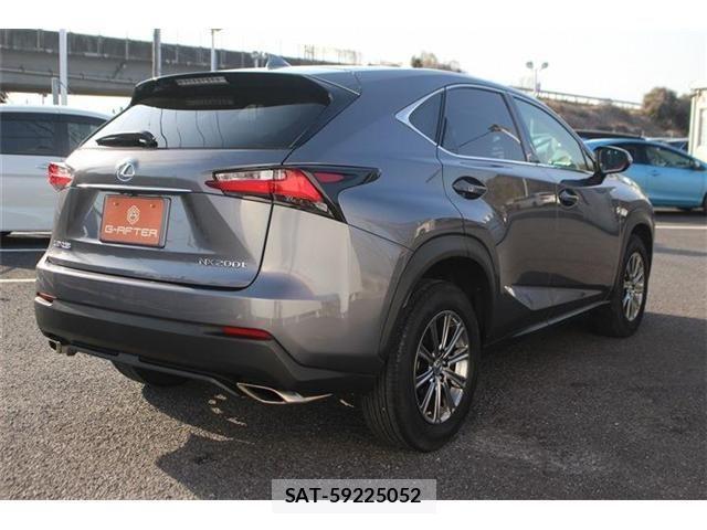 Lexus NX 2016-11 4044667-10