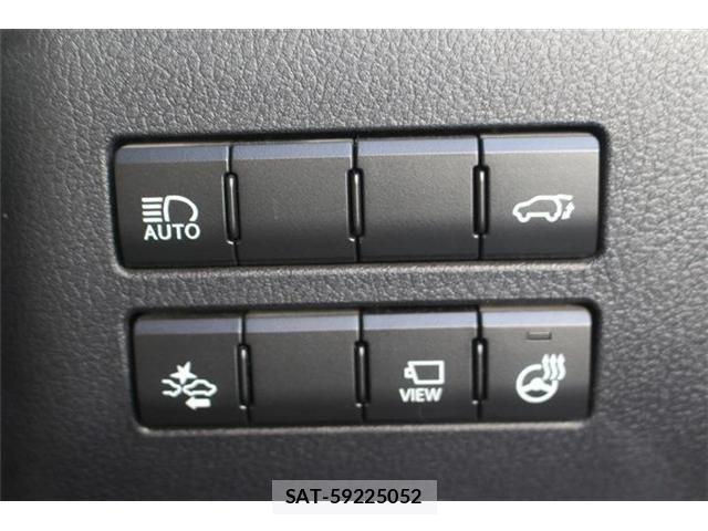 Lexus NX 2016-11 4044667-6