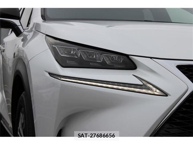 Lexus NX 2014-07 4755051-9