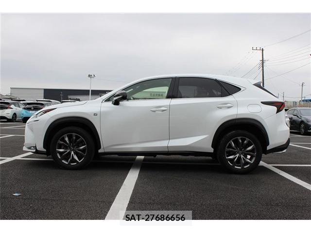 Lexus NX 2014-07 4755051-13